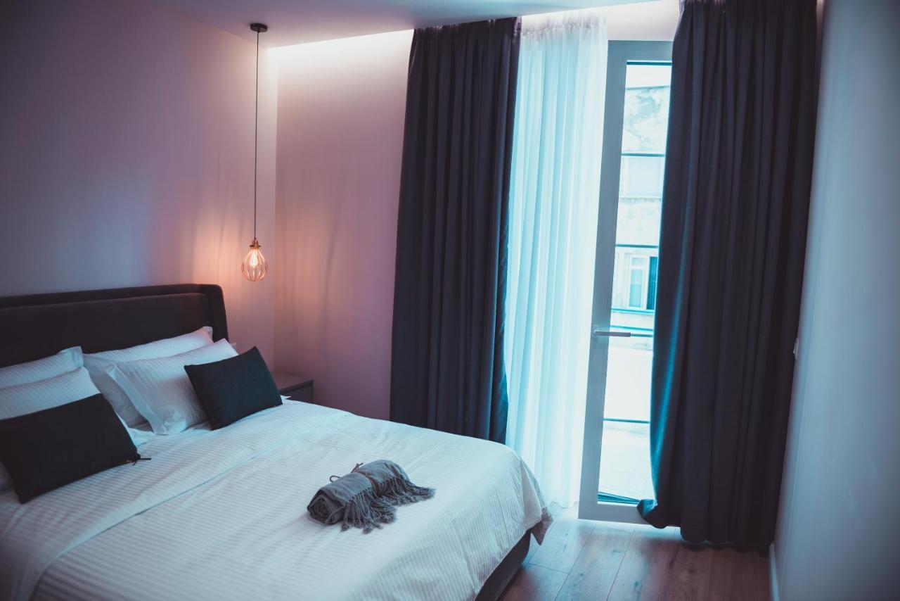 Tam Skanderbeg Square City Center Apartment No2 Tirana Extérieur photo
