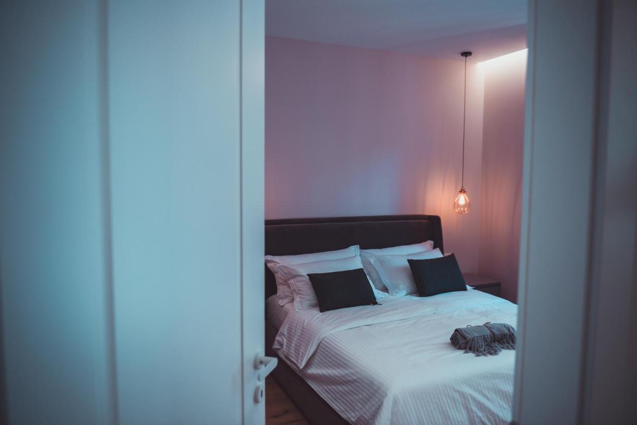 Tam Skanderbeg Square City Center Apartment No2 Tirana Extérieur photo